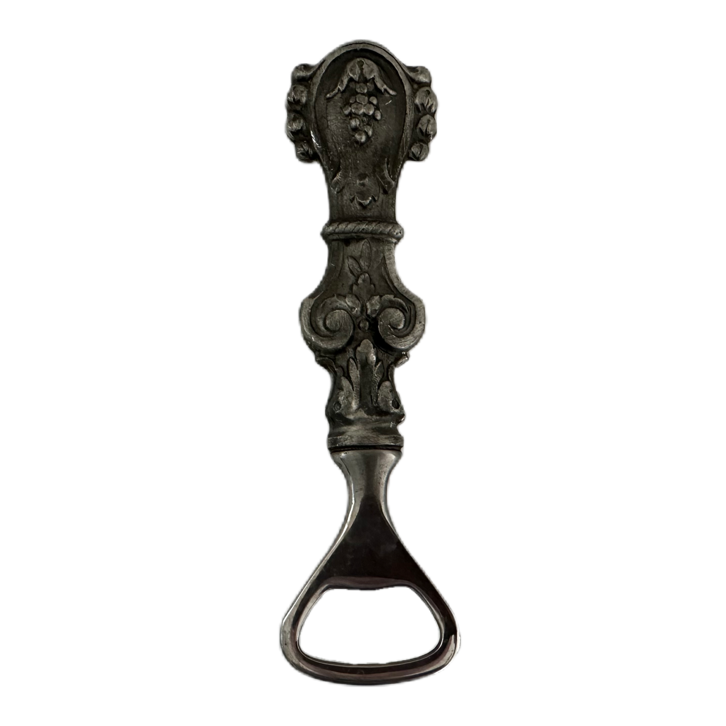 Flasköppnare i en antik silverfärg med dekor av vinrankor.