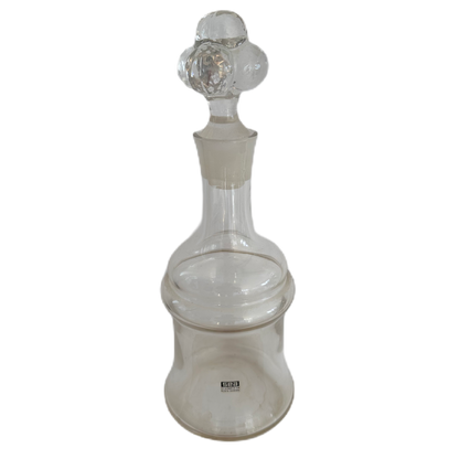 Karaff från Sea of Sweden - Kosta i glas med dekorativ propp föreställandes ett hjortron. Designad av Björn Ramel.