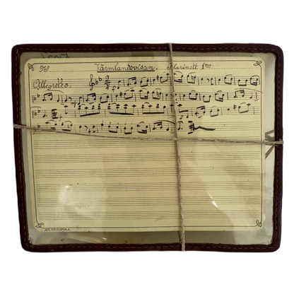 Inplastade noter för klarinett 1 till Kungl. Värmlands Reg. Marsch samt Värmlandsvisan.