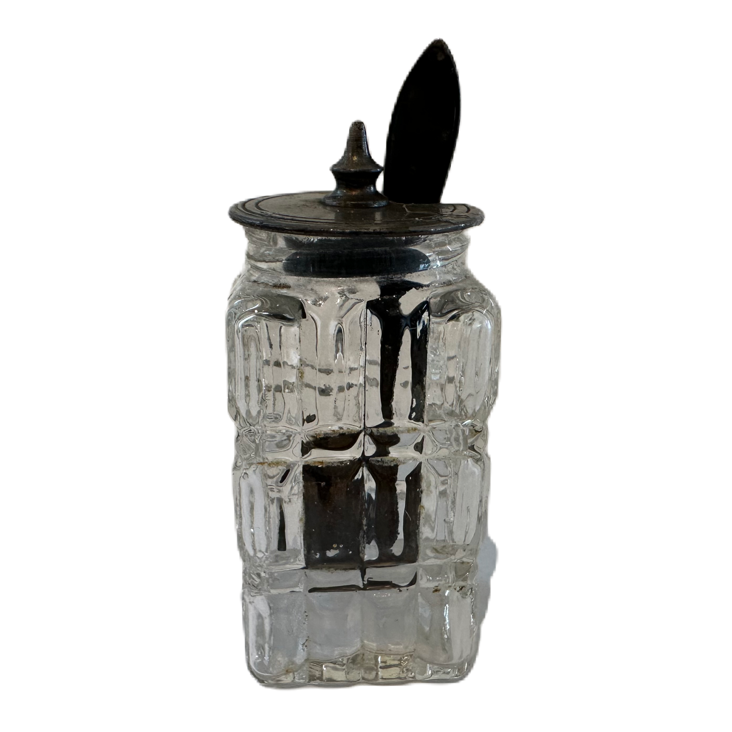 Saltkar i glas med slipad dekor och metallock samt sked.