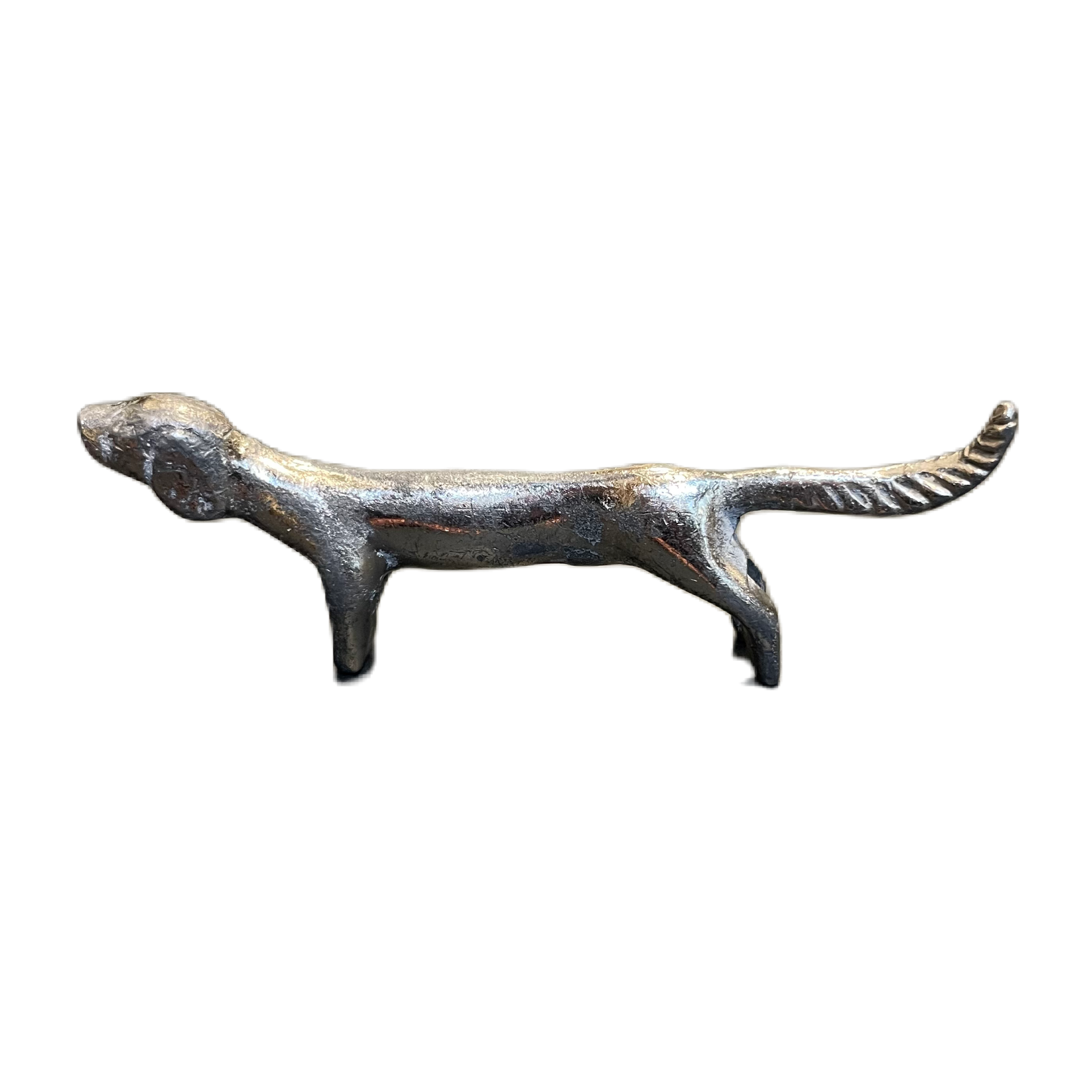 Silverfärgad smörtax, eller smörhund, i metall med patina.