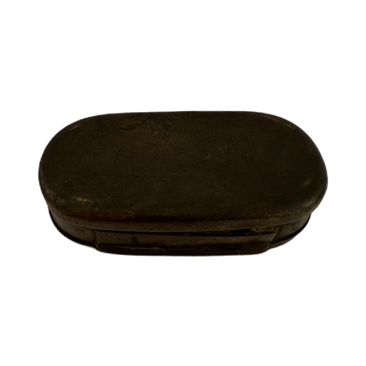 Snusdosa eller ask med lock med spegel, i mässing.