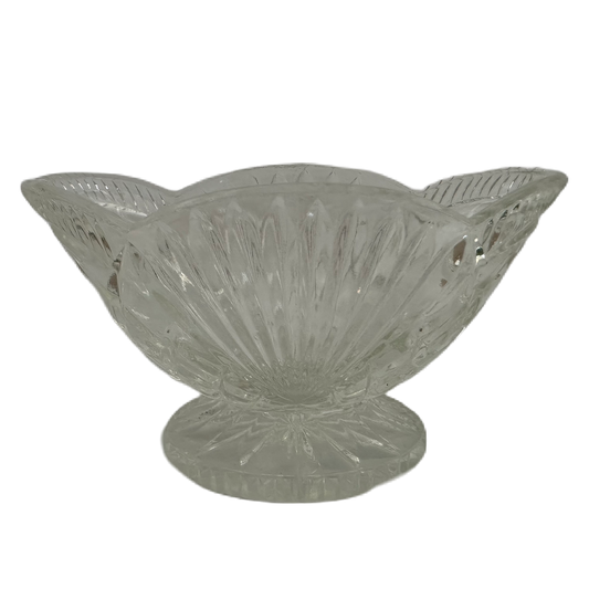 Båtformad sockerskål i pressglas med slipat mönster.