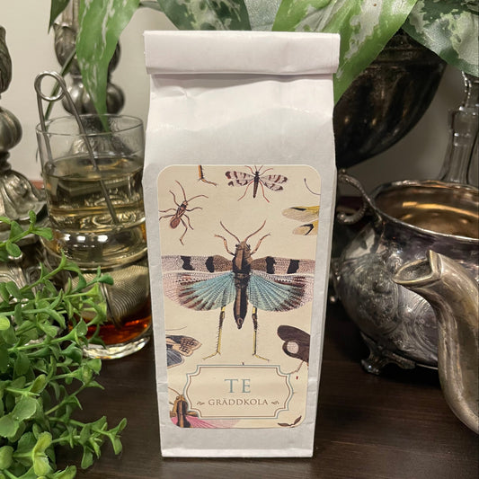 Löste i presentförpackning med motiv av insekter och smak av gräddkola, från Sköna Ting.